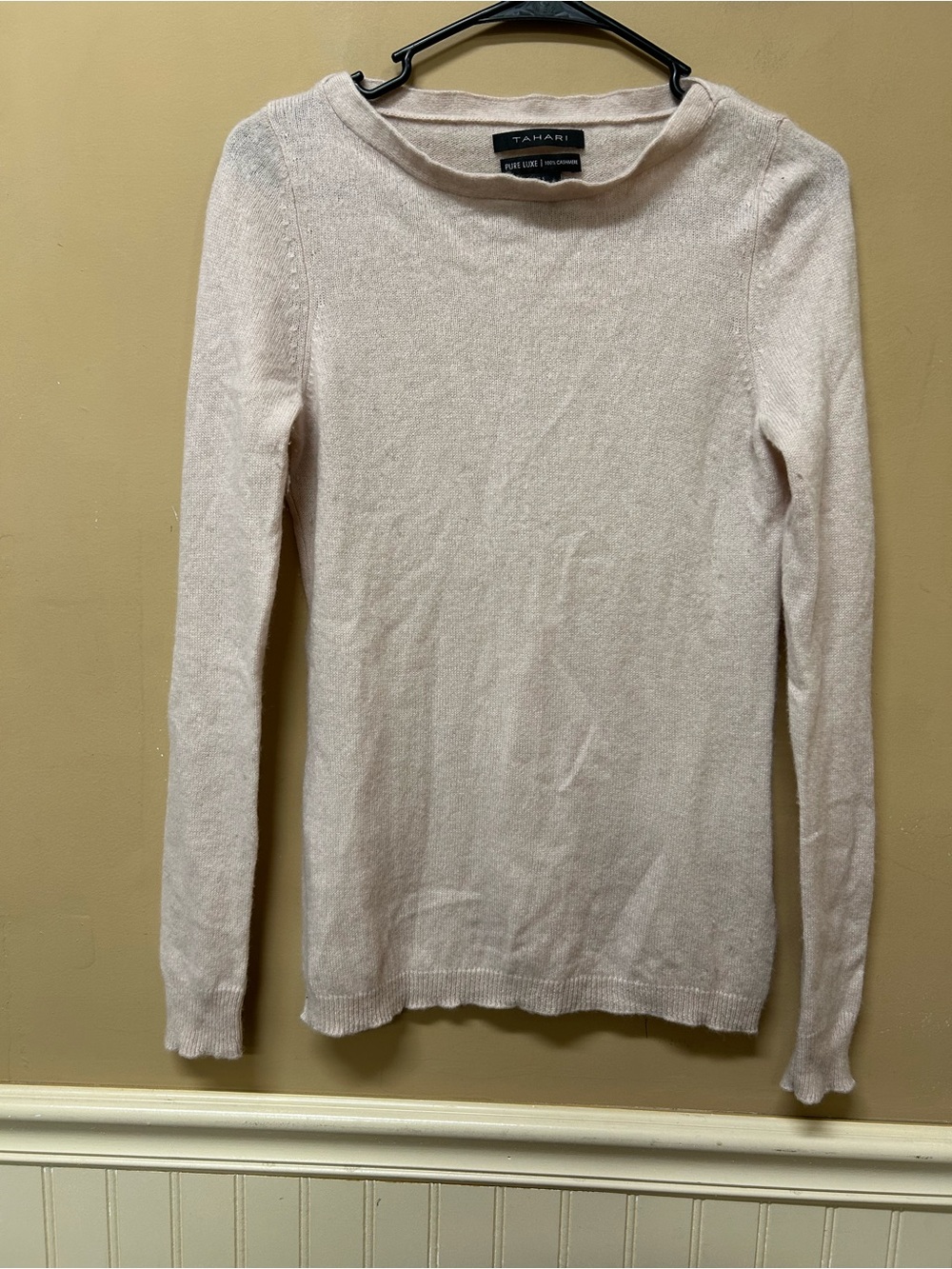 Tahari Pure Luxe Cashmere Sweater Small Long Sleeve Knit Light Pink